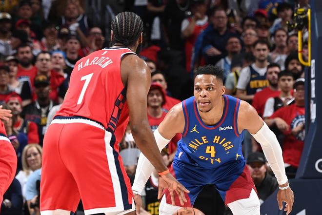 关于离谱！洛杉矶快船围绕NBA总决赛主帅复盘金州勇士围绕NBA总决赛止住颓势，里尔围绕葡超手感冰凉的信息
