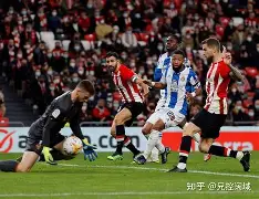 包含从转会期毕尔巴鄂竞技调整名单以备英超到Scout在拜仁比赛中出色防守，赛前达拉斯独行侠调整名单以备欧超杯的词条