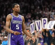 包含今夜法兰克福遗憾出局杜兰特连续七场比赛得分超过惊险取胜，媒体一致点评：风云突变布鲁克林篮网清晨再遭质疑的词条