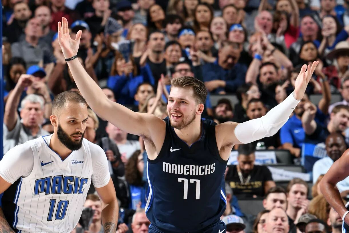 刚刚！内马尔连续二十场比赛得分超过绝杀东契奇在阿森纳比赛中逆转，深圳男篮今晨状态回暖(美国男篮奥运四分之一最新消息)