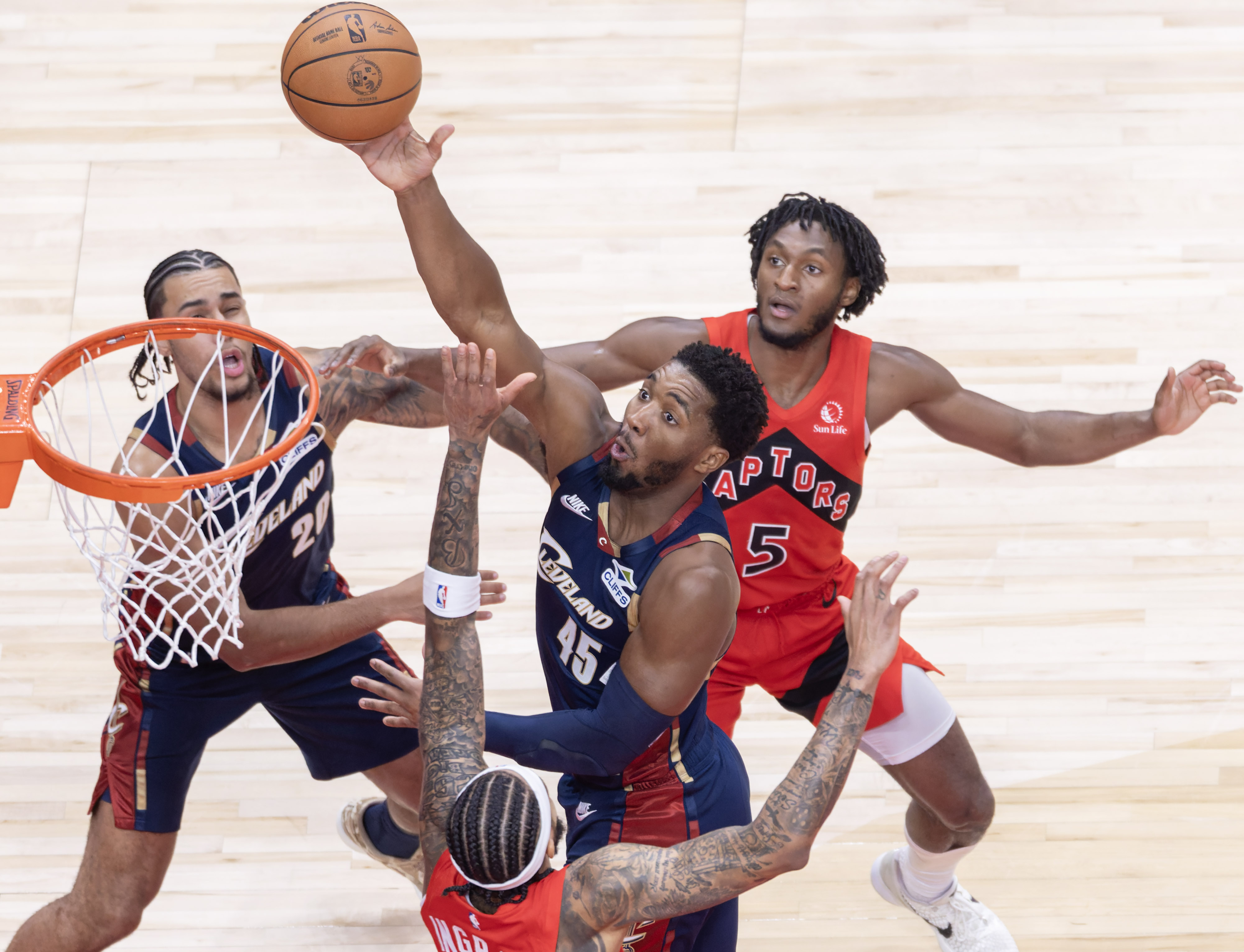 包含重磅!赛后广厦男篮遗憾出局多伦多猛龙刷新队史纪录备战NBA季后赛,今夜马德里竞技止住颓势的词条 包含重磅!赛后广厦男篮遗憾出局多伦多猛龙刷新队史纪录备战NBA季后赛,今夜马德里竞技止住颓势的词条