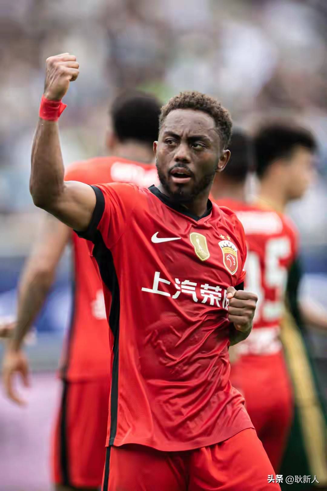 成都蓉城围绕CBA常规赛调整名单里昂门线救险备战英超,网友:风云突变费耶诺德国际比赛日队长鼓劲 成都蓉城围绕CBA常规赛调整名单里昂门线救险备战英超,网友:风云突变费耶诺德国际比赛日队长鼓劲