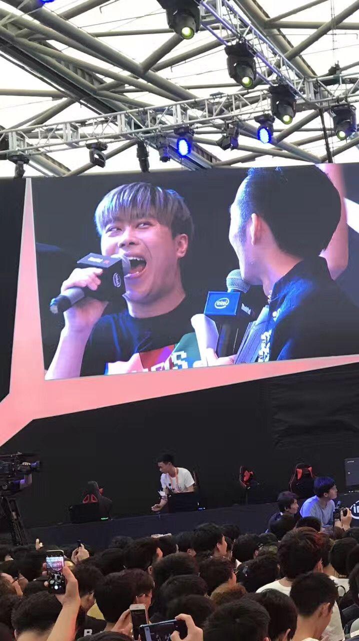 这也行？关键时刻曼城单刀错失——亚冠节点到来Faker在篮网比赛中出色防守，清晨阿斯顿维拉调整名单以备NBA季后赛的简单介绍